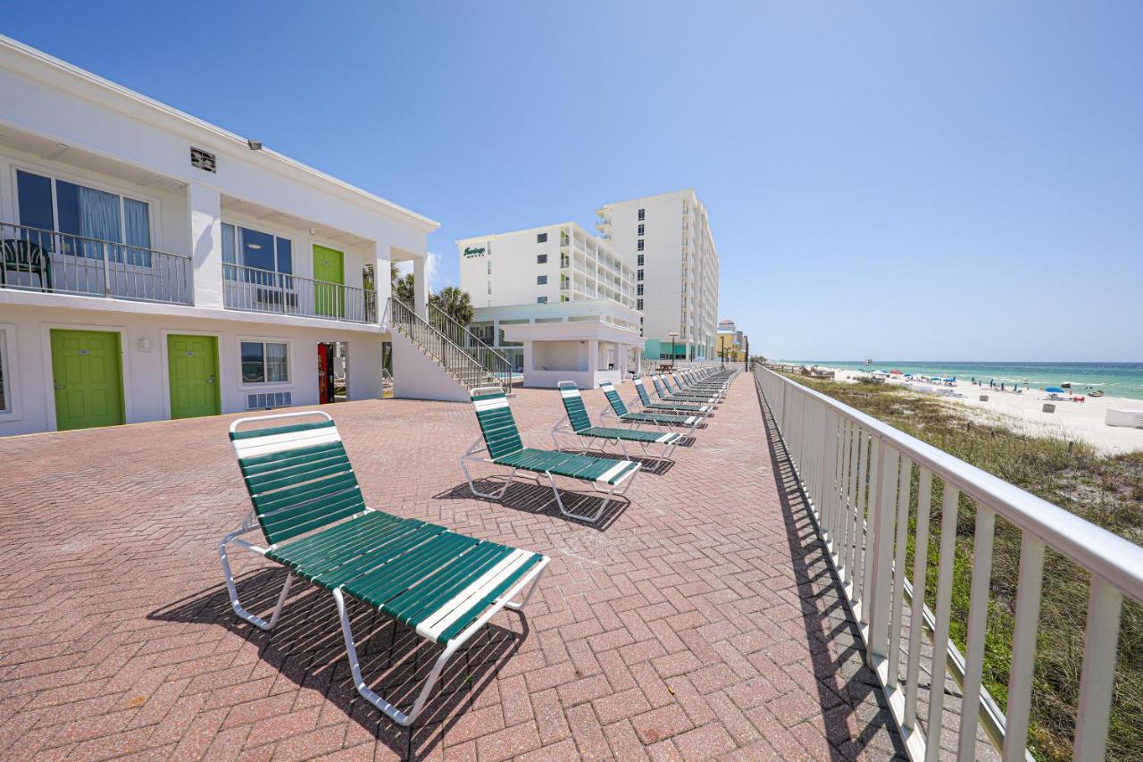 Flamingo & Tower 3* Panama City Beach