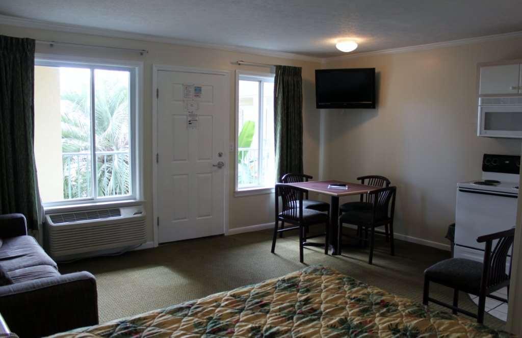 Motel Flamingo & Tower 3*